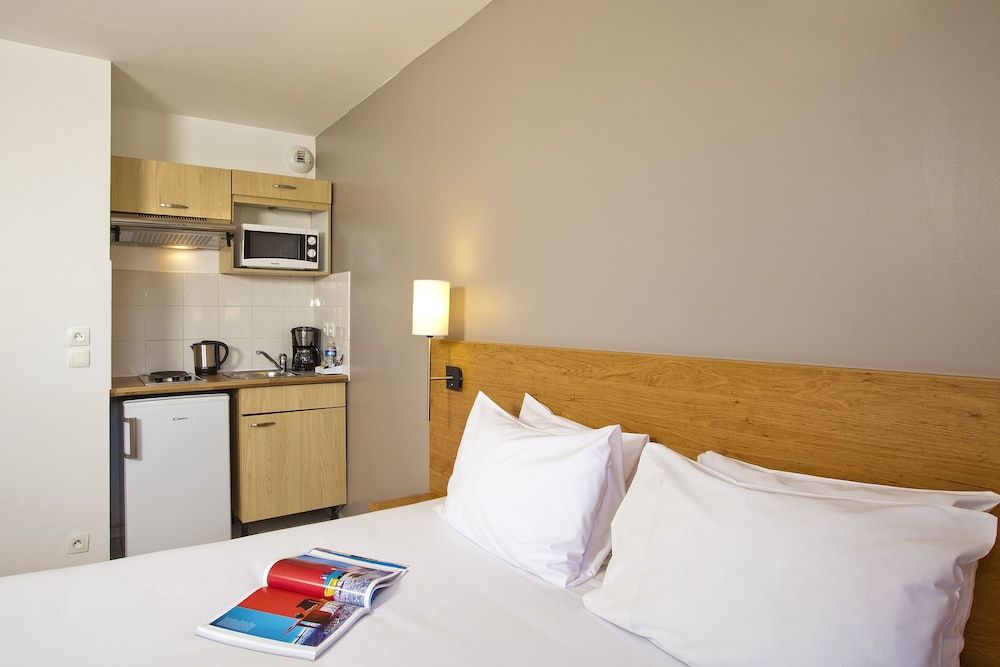 Séjours Et Affaires Créteil Le Magistère 3