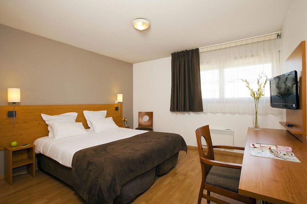 Sejours & Affaires Nantes Ducs de Bretagne 3