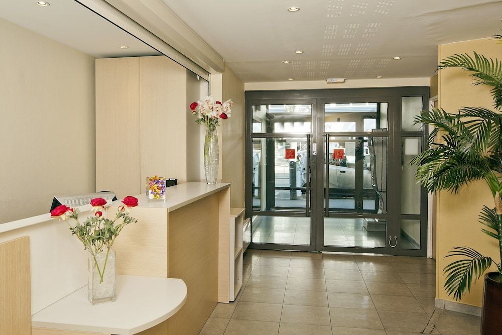 Sejours & Affaires Paris Malakoff 3 estrelas em Montrouge