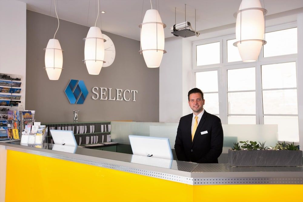 Select Hotel Berlin Checkpoint Charlie 1