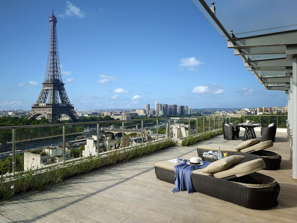 Shangri-La Paris 1 Shangri-La Paris 1