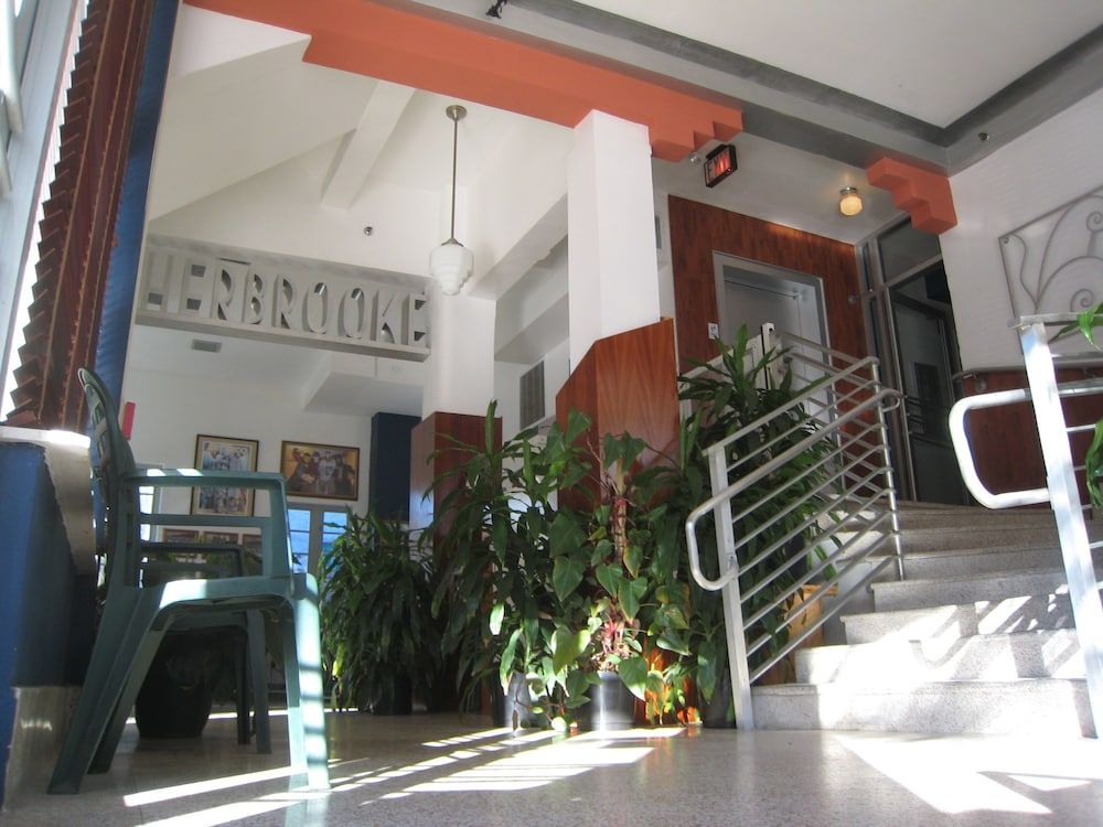 Sherbrooke All Suites Hotel 1