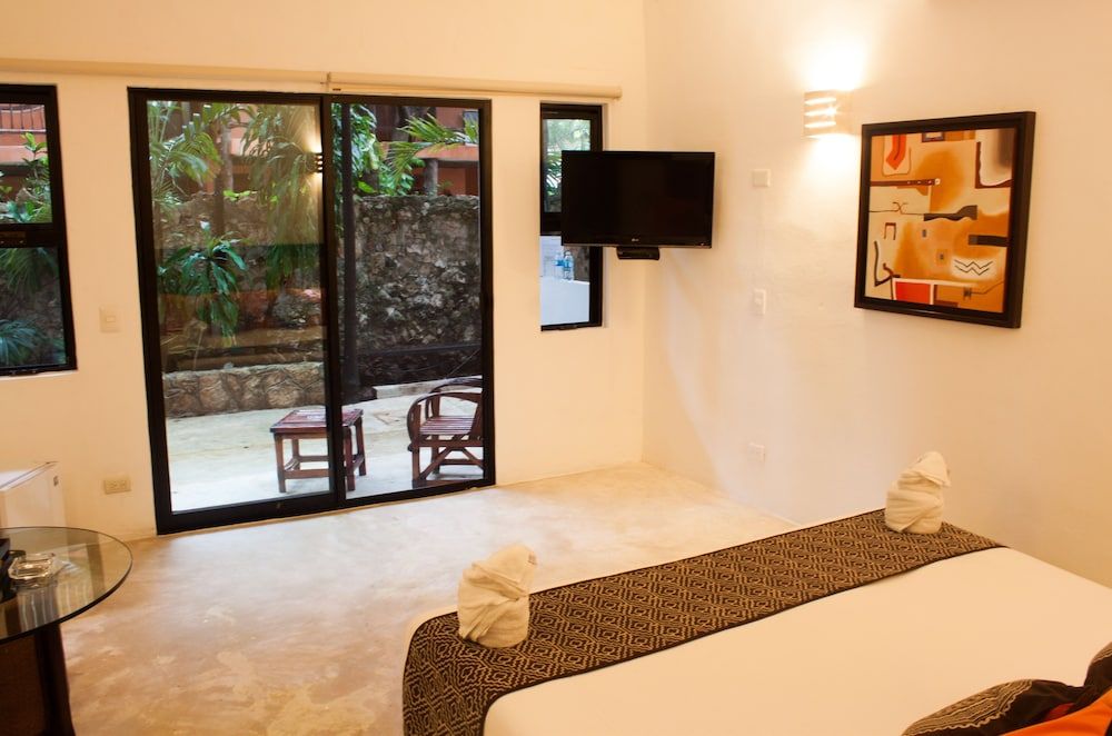 Siesta Fiesta Hotel 3