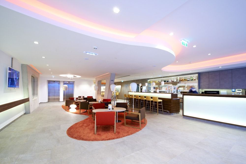 Simm's Hotel 1 Simm's Hotel 1