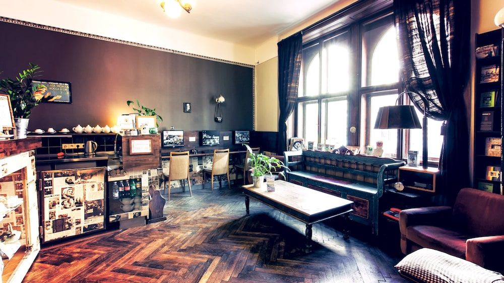 Sir Toby's 2 Sir Toby's 2