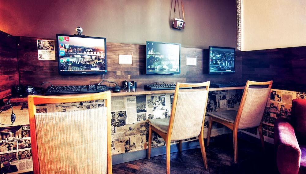 Sir Toby's 3 Sir Toby's 3