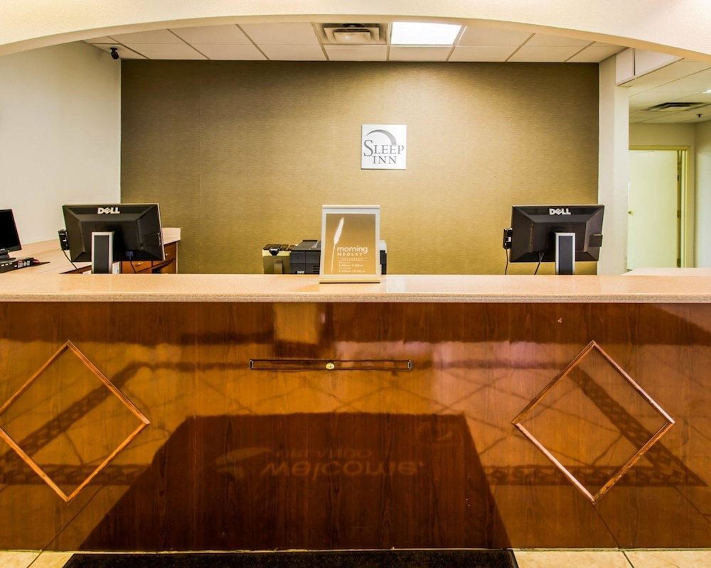 Sleep Inn & Suites Orlando International Airport 2