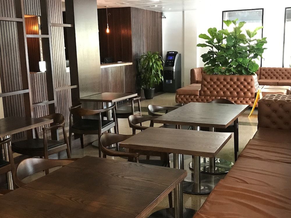 South Beach Plaza Villas 2 South Beach Plaza Villas 2