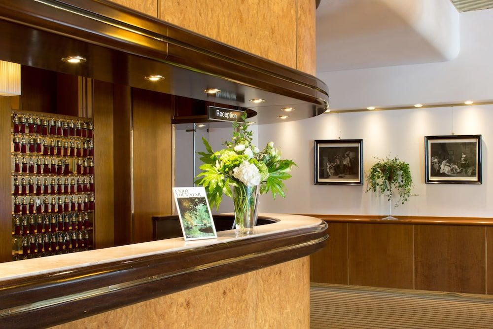 Starhotels Cristallo Palace 2