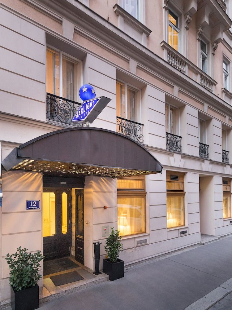 Starlight Suiten Hotel Salzgries 1