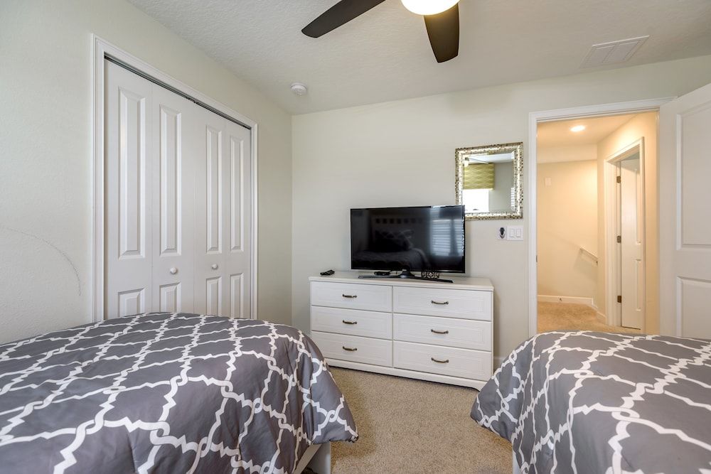 Storey Lake - 3084 Juliet Drive 1 Storey Lake - 3084 Juliet Drive 1