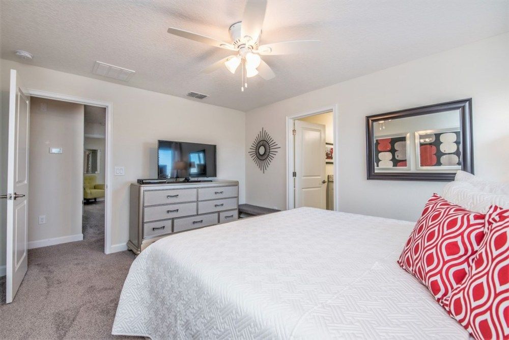 Storey Lake - 4893 Romeo Circle 2