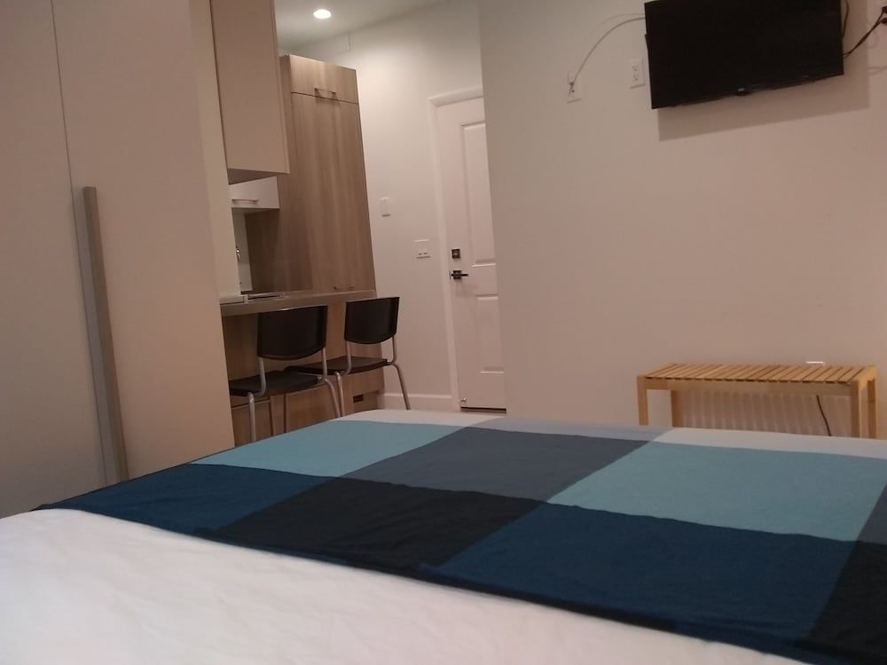 Studio Apartment Biscayne Blvd Miami 3