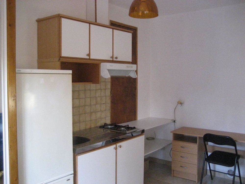 Studio in La Garde, With Furnished Terrace and Wifi 3