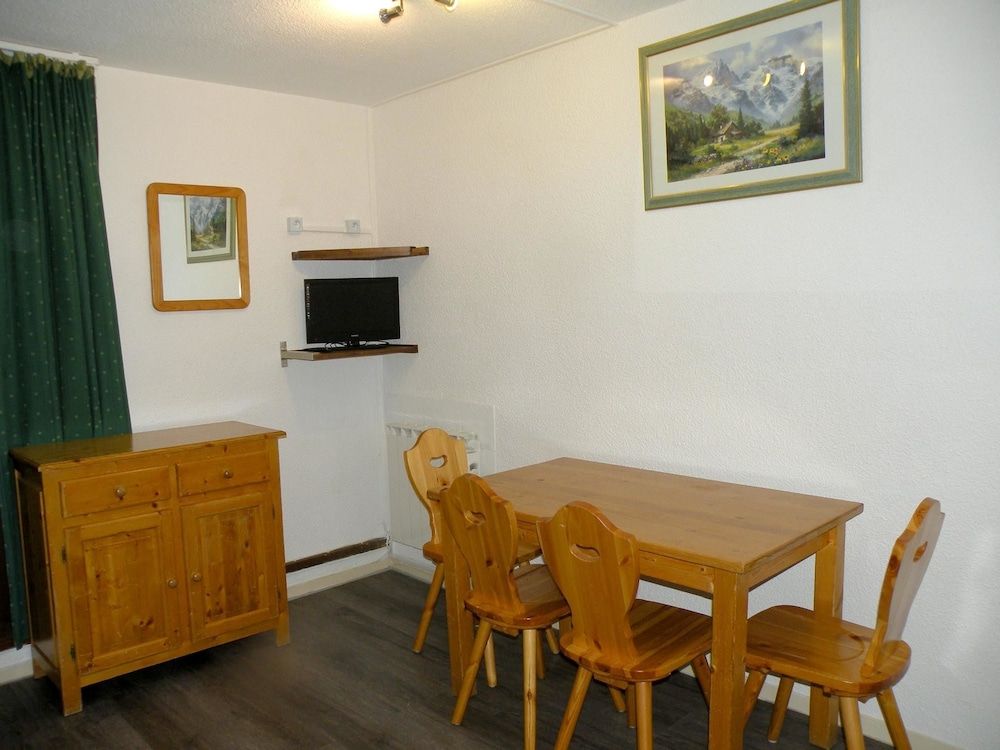 Studio in Les Deux Alpes, With Wonderful Mountain View and Furnished Garden 3 Studio in Les Deux Alpes, With Wonderful Mountain View and Furnished Garden 3