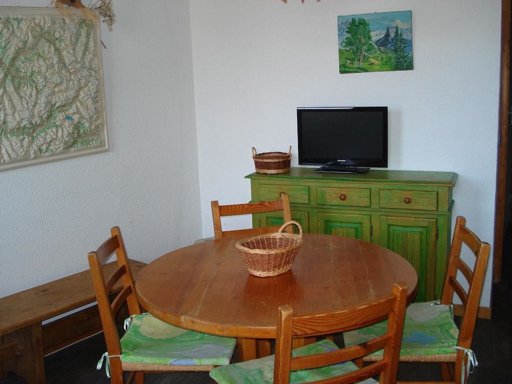 Studio in Montchavin, With Wonderful Mountain View, Furnished Garden and Wifi - 8 km From the Slopes 1 Studio in Montchavin, With Wonderful Mountain View, Furnished Garden and Wifi - 8 km From the Slopes 1