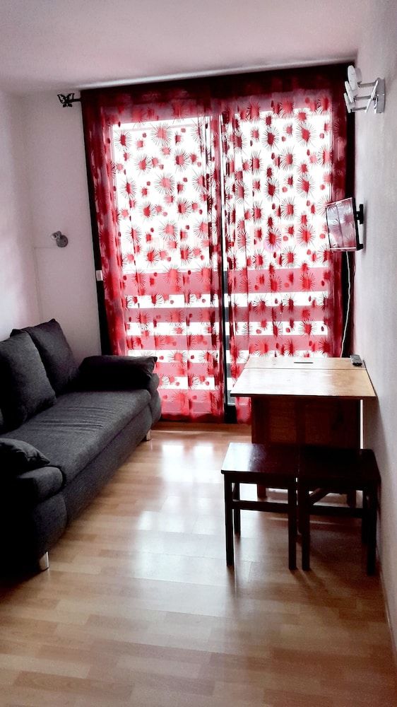 Studio in Saint-lary-soulan, With Balcony and Wifi - 100 m From the Slopes 3