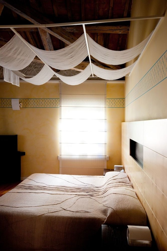 Hotel Suite Inn 3