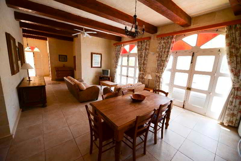 Summerfield 1 Summerfield 1