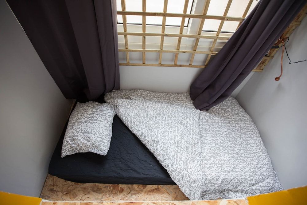 Sungate One 2 Sungate One 2