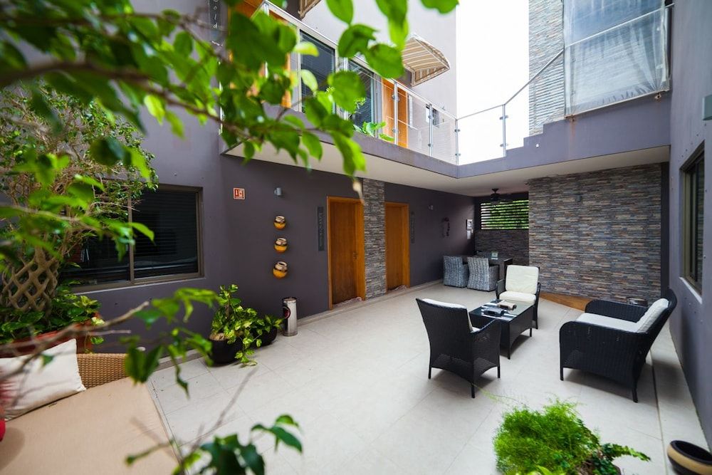 The 5th Avenue Hotel 3