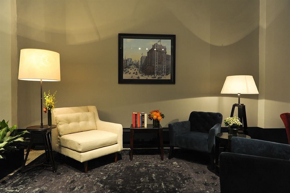 The Evelyn Hotel 2 The Evelyn Hotel 2