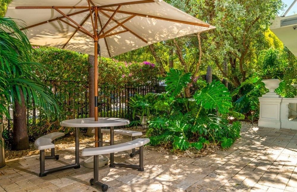 The Fountain 208 - One Bedroom Condo 2