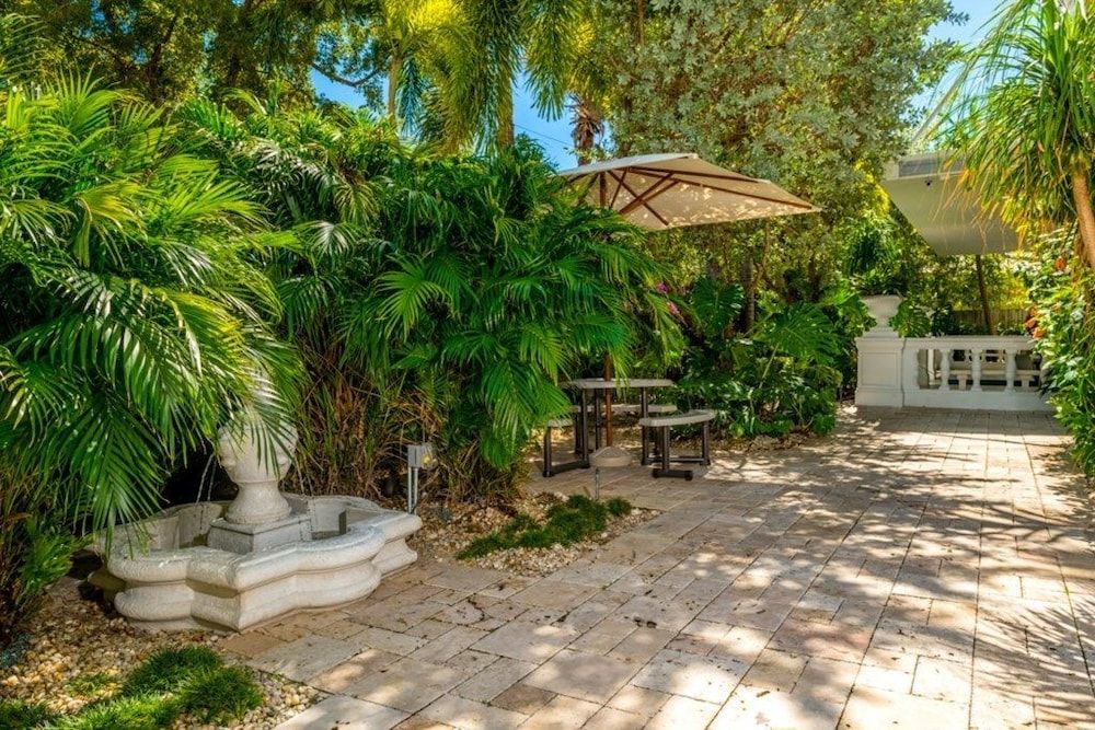 The Fountain 208 - One Bedroom Condo 3