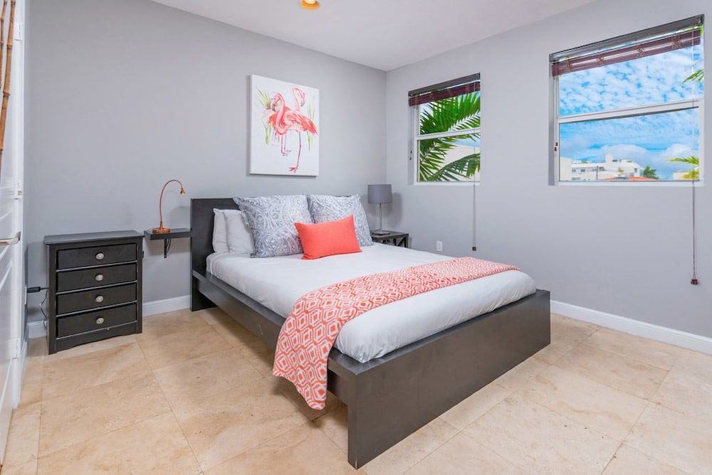 The Fountain 302 - One Bedroom Condo 2