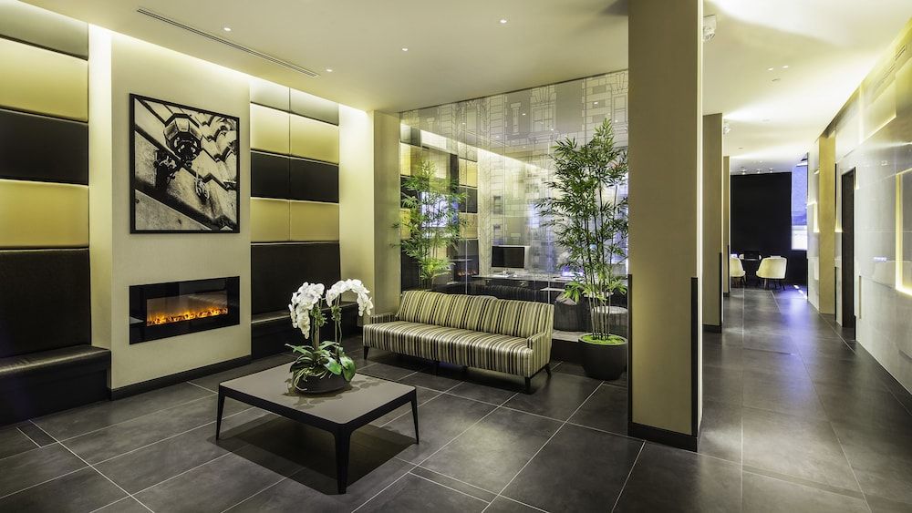 The Hotel @ Fifth Avenue 2