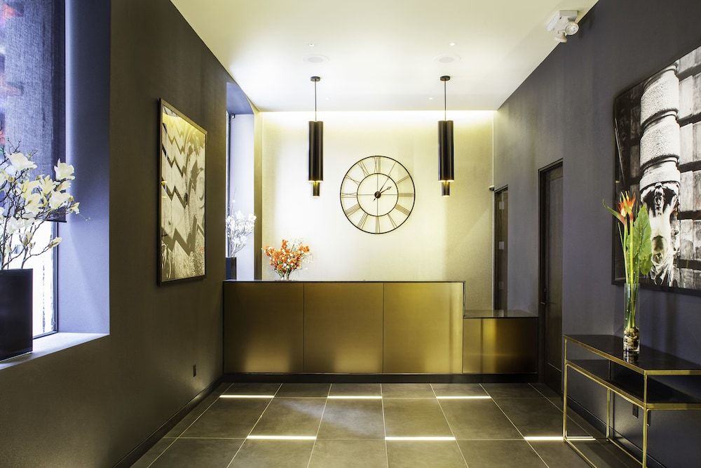 The Hotel @ Fifth Avenue 3