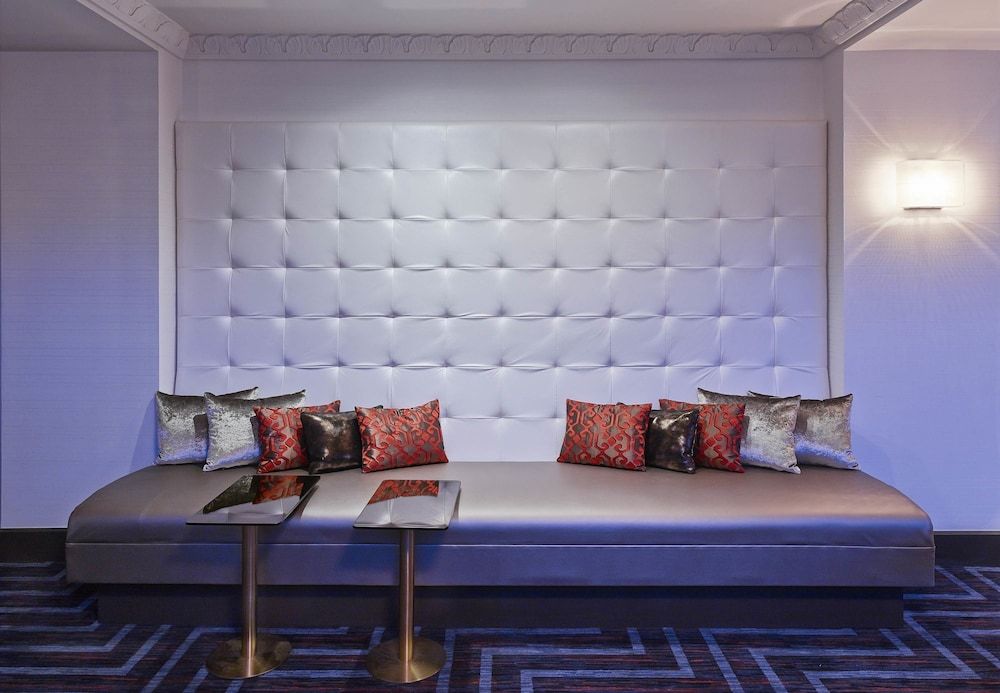 The Lexington Hotel, Autograph Collection 2