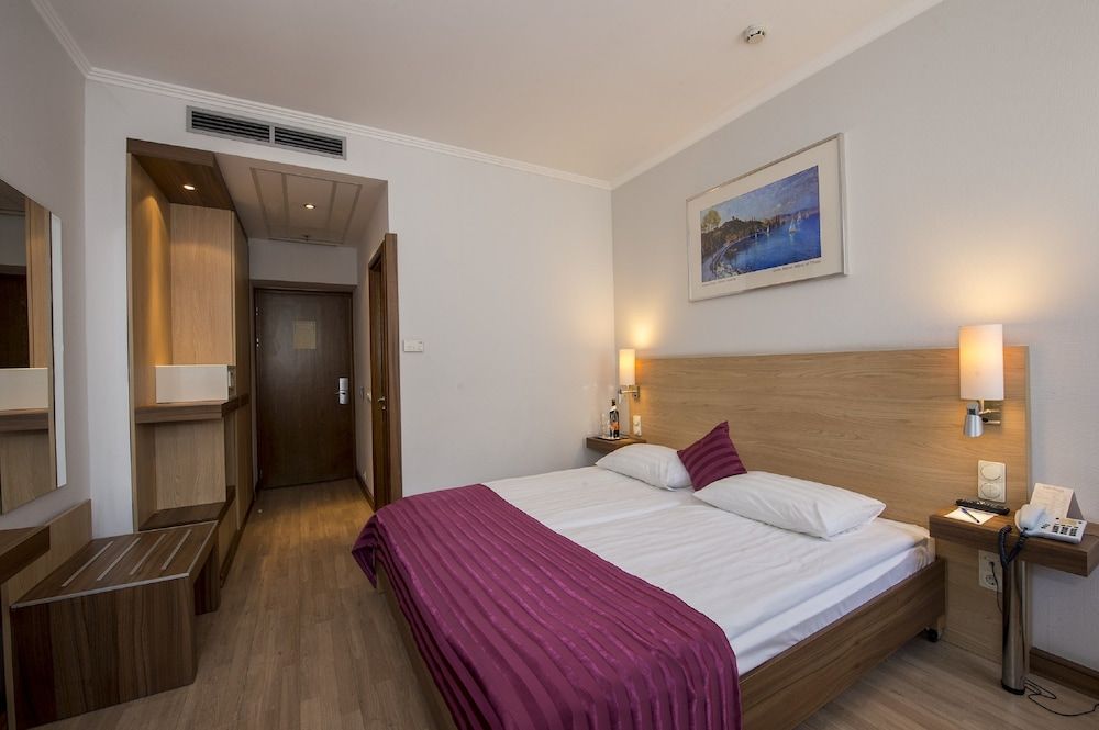 The Three Corners Hotel Bristol 1