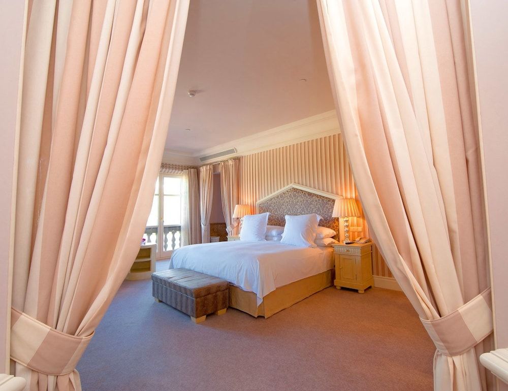 The Villas by Villa Padierna 1 The Villas by Villa Padierna 1