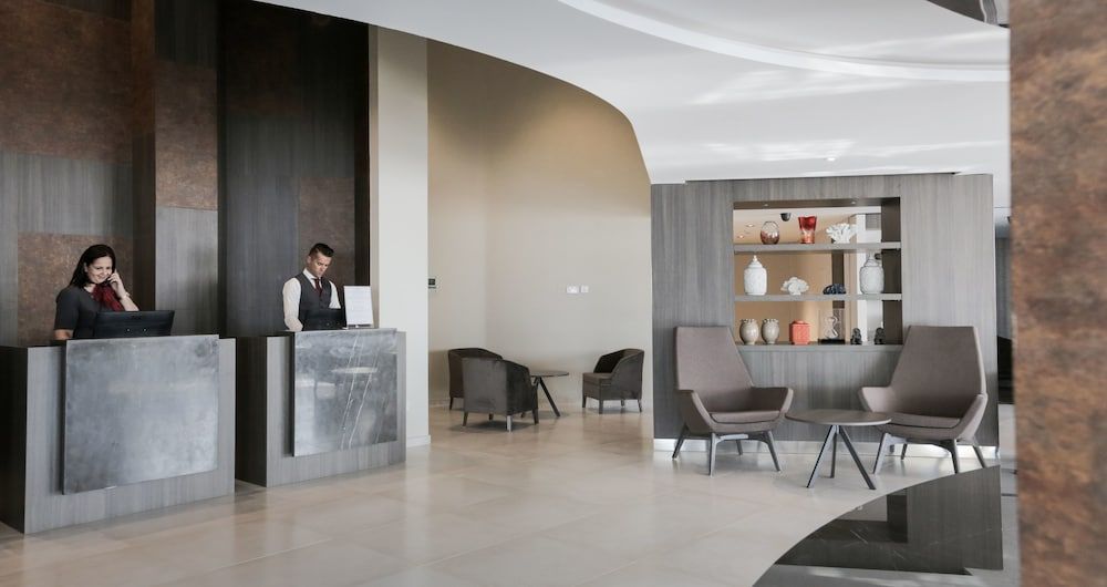 The Waterfront Hotel 3 The Waterfront Hotel 3