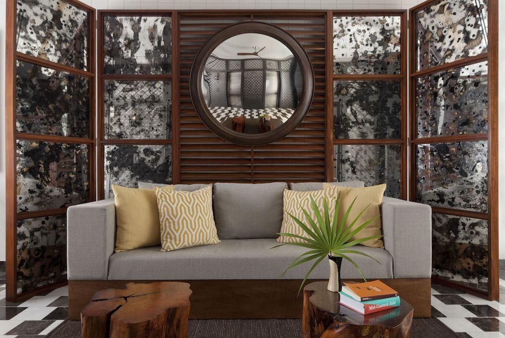 Thompson Beach House 3 Thompson Beach House 3