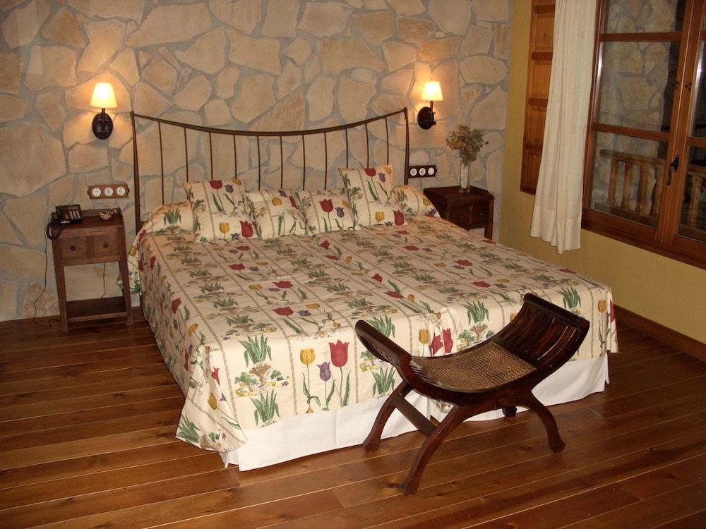 Tierras de Moya 3 Tierras de Moya 3