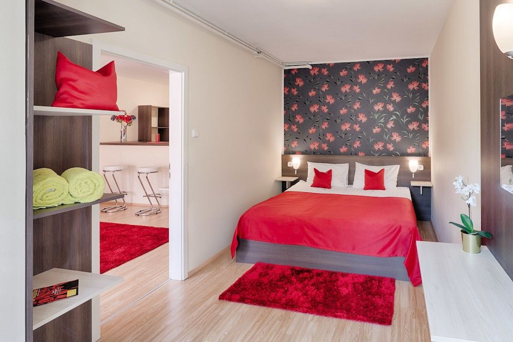 Triple M Hotel 3 estrellas en Budapest