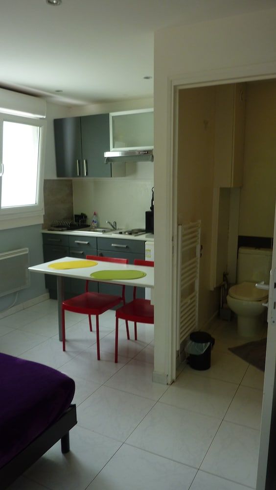 Un studio sur Pompidou 3