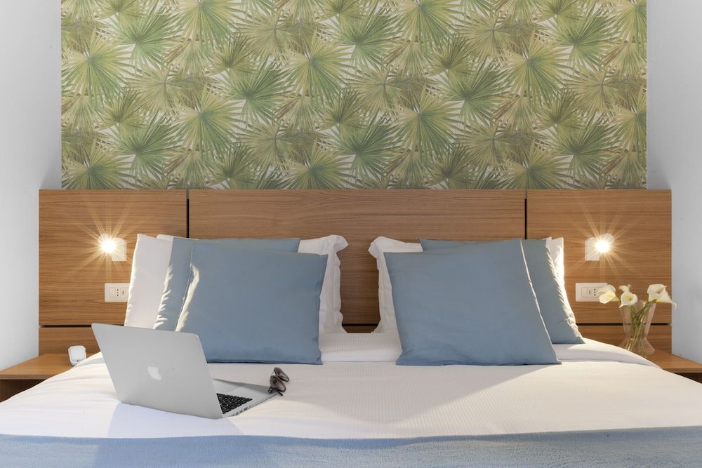 Unconventional Hotel Sorrento 3