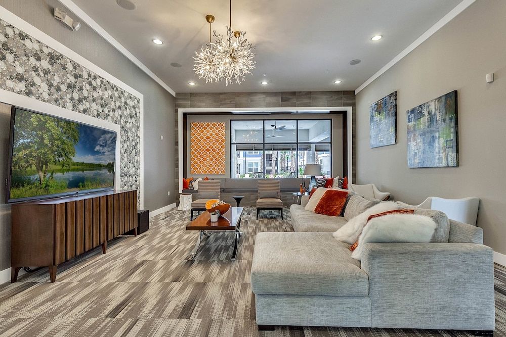 Universal Studios - Disney Apartments by Nuovo 2