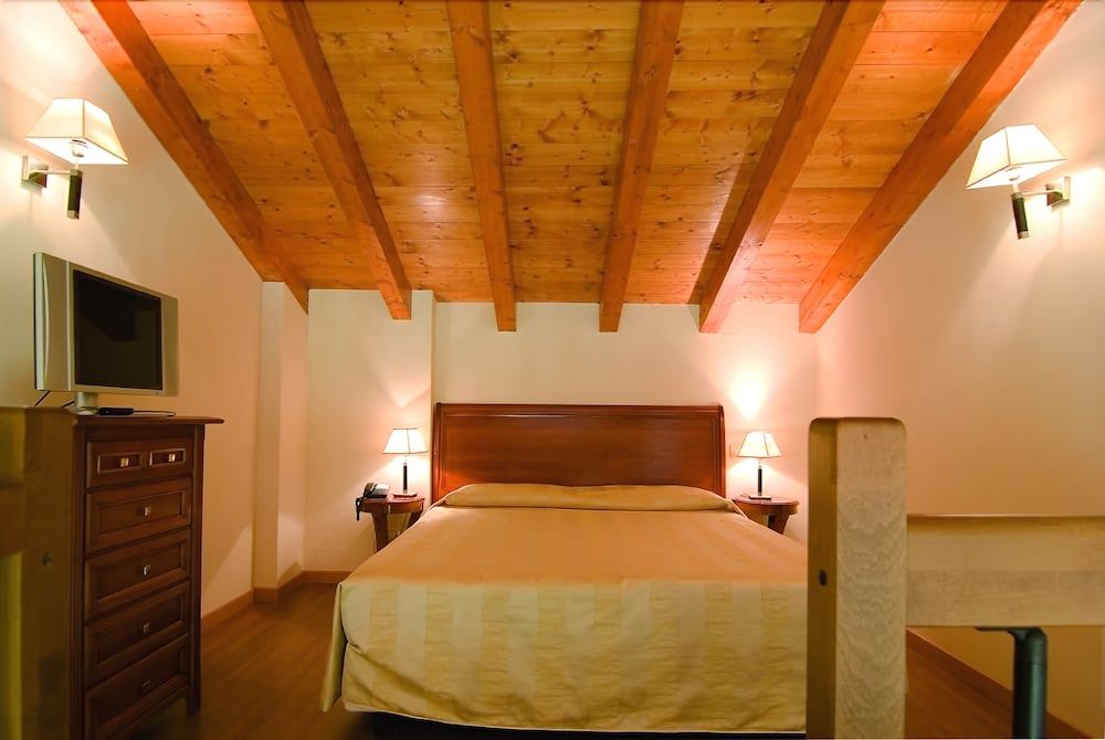 Hotel Venice Resort Airport 2