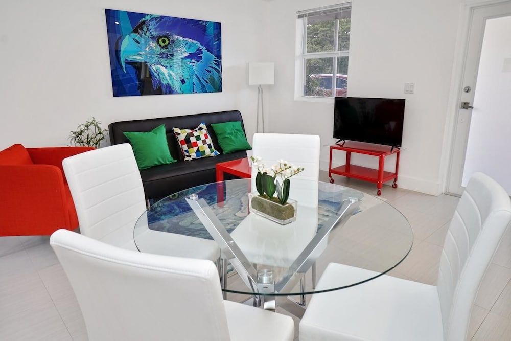 Vibrant Wynwood Suites by Sonder 1