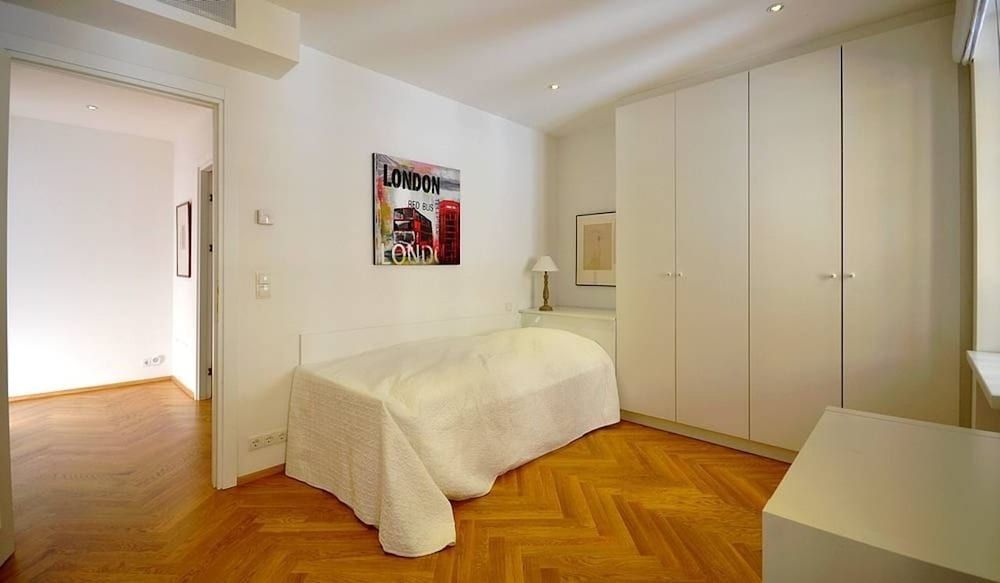 Vienna Residence High-class Luxury Apartment for up to 6 Happy Guests 3