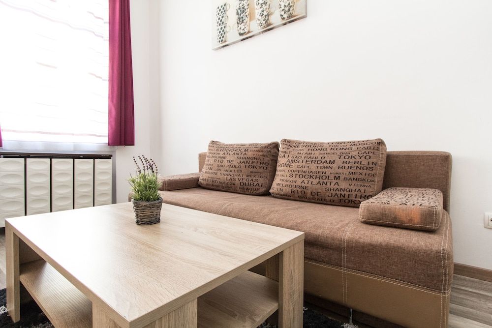 CheckVienna   Apartment Menzelgasse 2