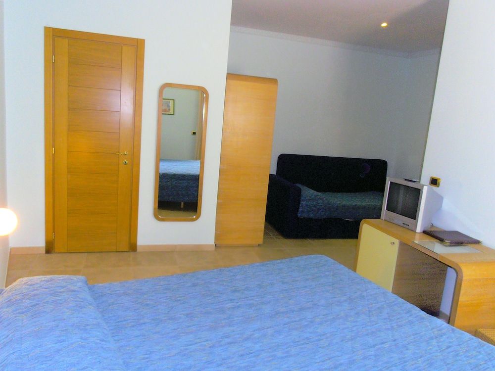 Hotel Villa Carolina 3