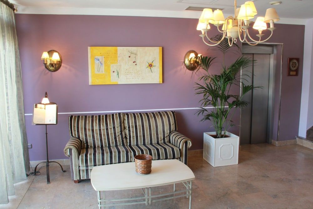 Hotel Villa de Ferias 3 Hotel Villa de Ferias 3