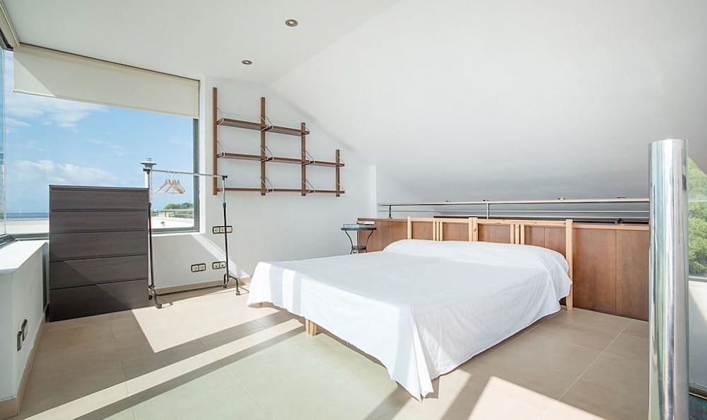 Villa Lighthouse in Torredembarra 3