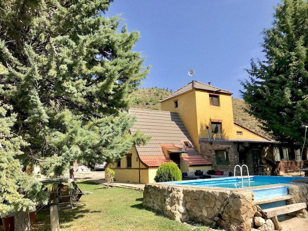 Villa Privada en Camarena de la Sierra 1 Villa Privada en Camarena de la Sierra 1