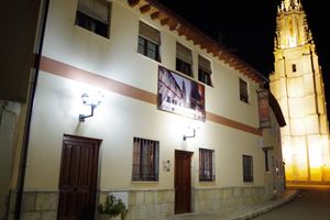 Villa y Corte